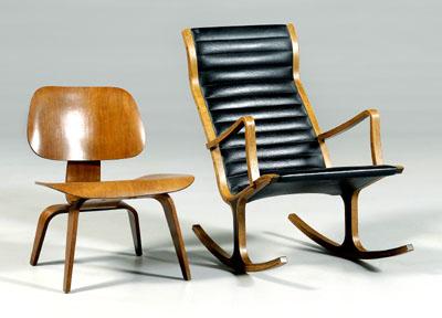 Two mid century modern chairs  90bc8