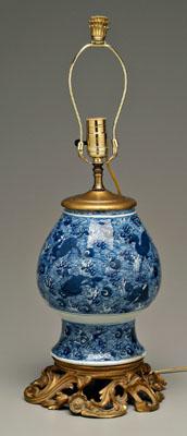 Chinese blue and white vase cut 90c16