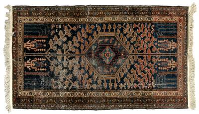 Hamadan rug, six-sided central