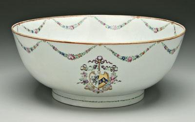 Chinese export armorial punch bowl  90e7a