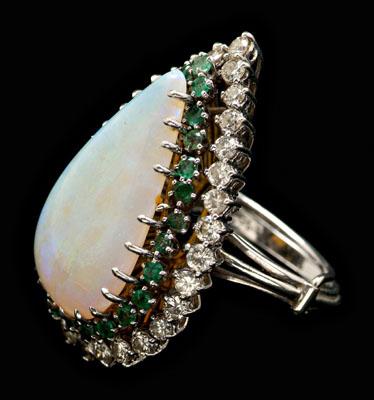 Opal emerald diamond ring central 90cdf