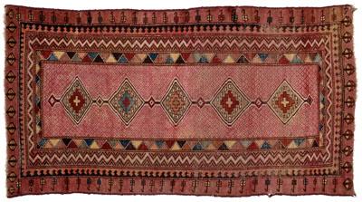 Kurdish rug, five diamond central