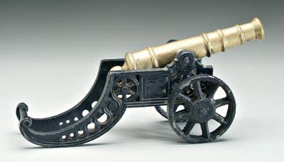 Cast iron and brass signal cannon  9135c