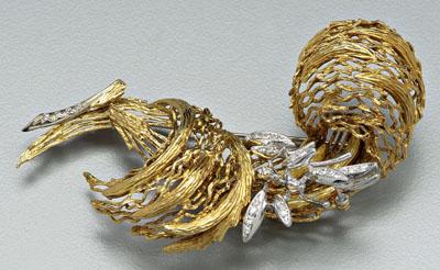 Diamond and gold brooch, 26 single-cut
