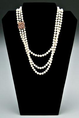 Ruby and pearl necklace, three knotted