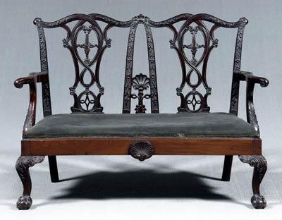 Chippendale style mahogany settee  9160e