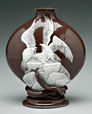 Steele pate-sur-pate vase, depicting