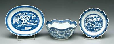Three pieces Chinese export porcelain  915c0