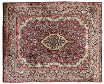 Room size Sarouk rug, central medallion