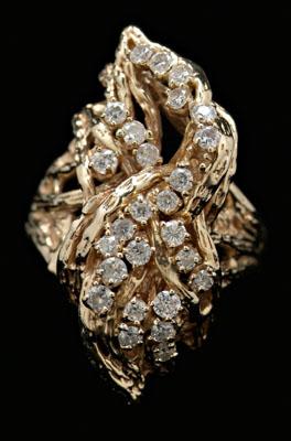Cluster diamond, gold ring, 26