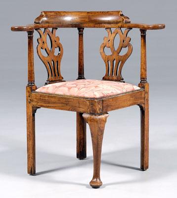 Queen Anne elmwood corner chair,