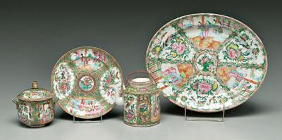 Four pieces Chinese famille rose 9192d