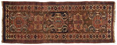 Crab Kazak rug central field with 91956