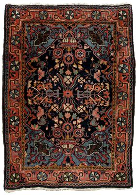 Sarouk mat floral designs on dark 91e34
