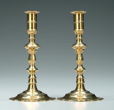 Pair brass candlesticks: push-ups