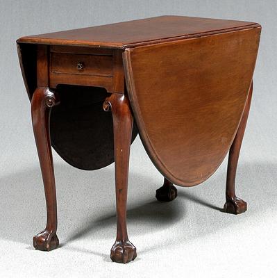 Chippendale mahogany drop leaf