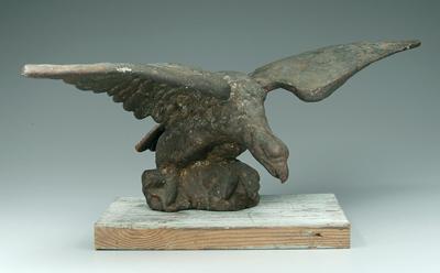 Cast iron eagle, four mounting