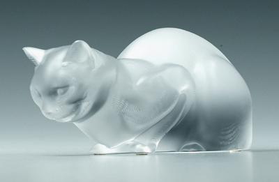 Lalique cat, "Chat Couche", frosted