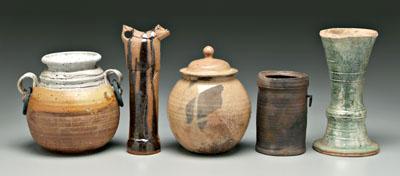 Five pieces pottery: two-handled