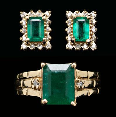 Emerald diamond ring and earrings  91cba