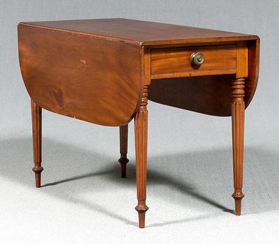 Federal mahogany Pembroke table  91d74