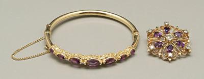 Amethyst pin, bracelet: round 14