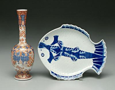 Two pieces Japanese porcelain  9236c