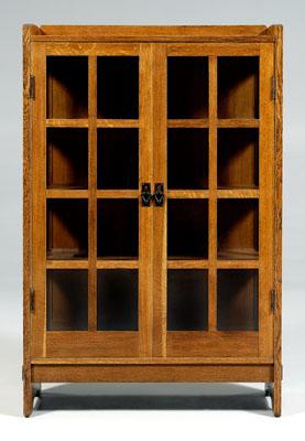 Stickley Arts and Crafts oak bookcase  923c3