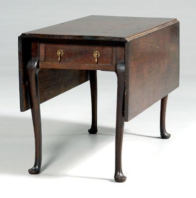 Queen Anne mahogany drop-leaf table,