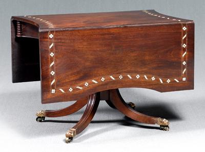 Classical mahogany drop leaf table  9262c