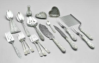 Assorted repouss sterling items  92686