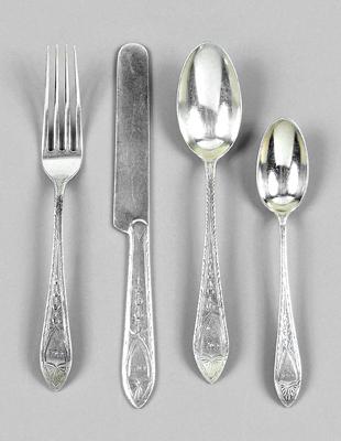 Twelve sterling cocktail forks  929b3