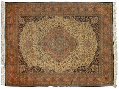 Tabriz rug elaborate central medallion 92aef
