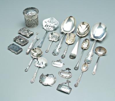 20 pieces assorted sterling dresser 927de