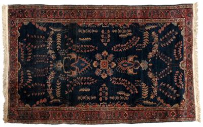Sarouk rug, repeating floral designs