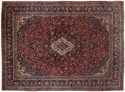 Kashan rug, repeating floral designs