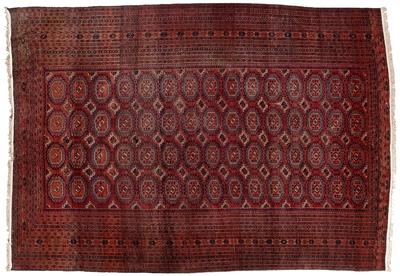 Turkoman rug, repeating rows of