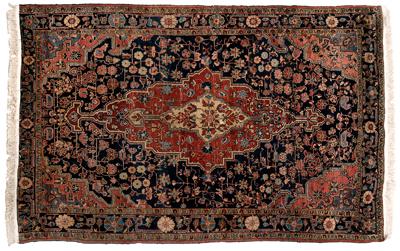 Sarouk rug, finely woven, ivory