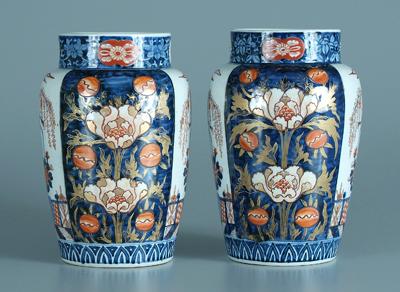 Pair Japanese Imari vases cartouches 9290c