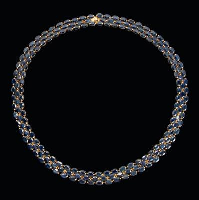 Sapphire necklace set with 183 92c30