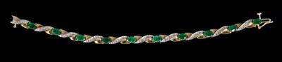 Diamond emerald bracelet 10 oval 92c39