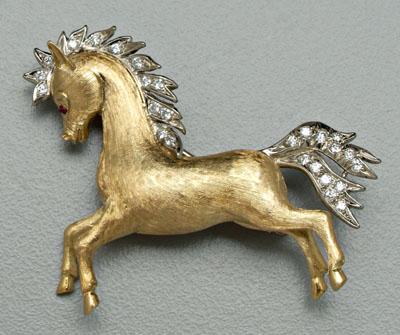 Gold and diamond horse brooch  93142