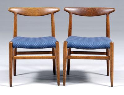 Pair Hans Wegner chairs: oak and