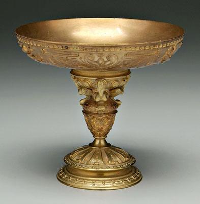 Bronze dor&eacute; tazza, interior