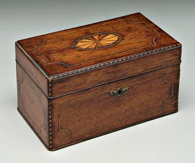 Hepplewhite inlaid mahogany box  932c6