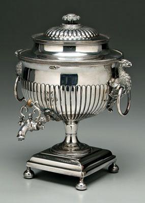 Silver plated water urn, round, gadroon
