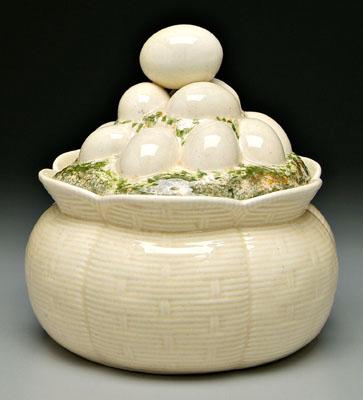 Ceramic lidded egg bowl, lid formed
