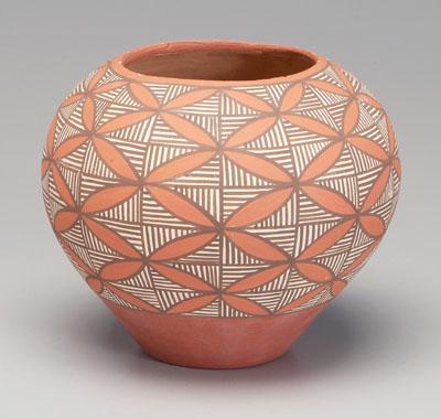 Southwestern earthenware vase, slip-decorated
