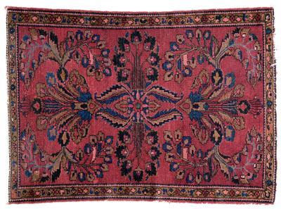 Hamadan rug, Sarouk style designs