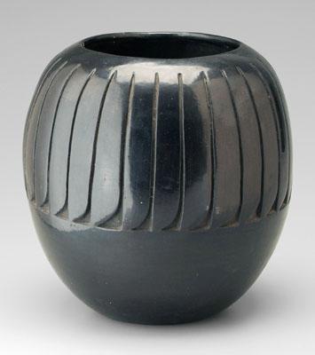 San Ildefanso blackware vase, broad